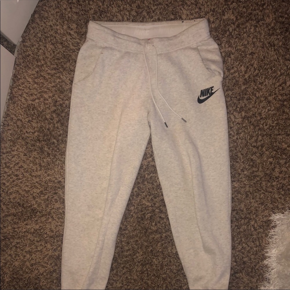 Nike sweatpant joggers